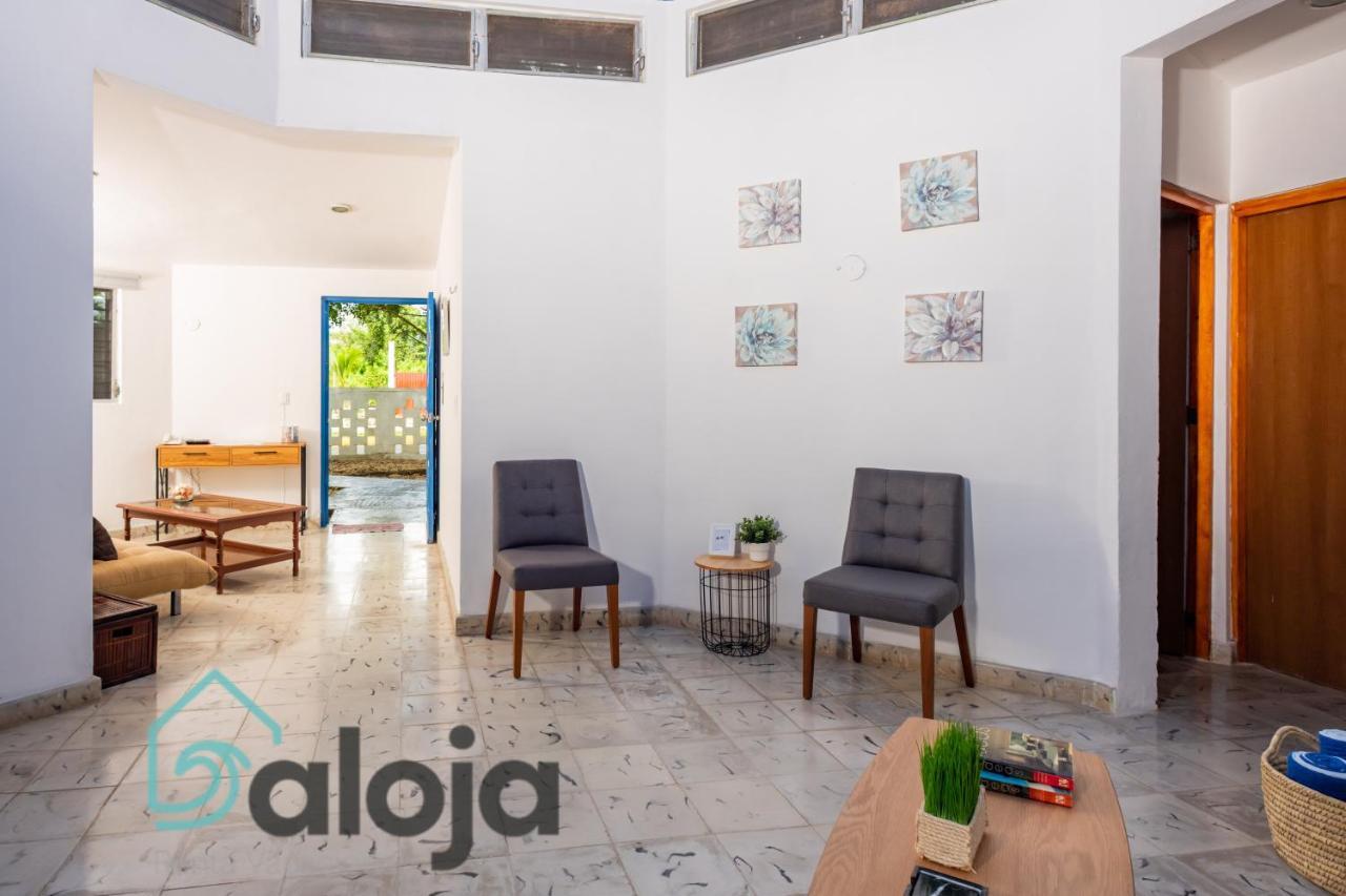 Villa Xtohil With Private Access To The Magic 7 Colors Lagoon Bacalar Eksteriør billede