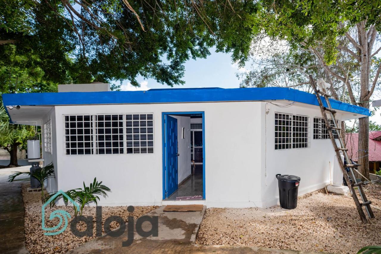 Villa Xtohil With Private Access To The Magic 7 Colors Lagoon Bacalar Eksteriør billede