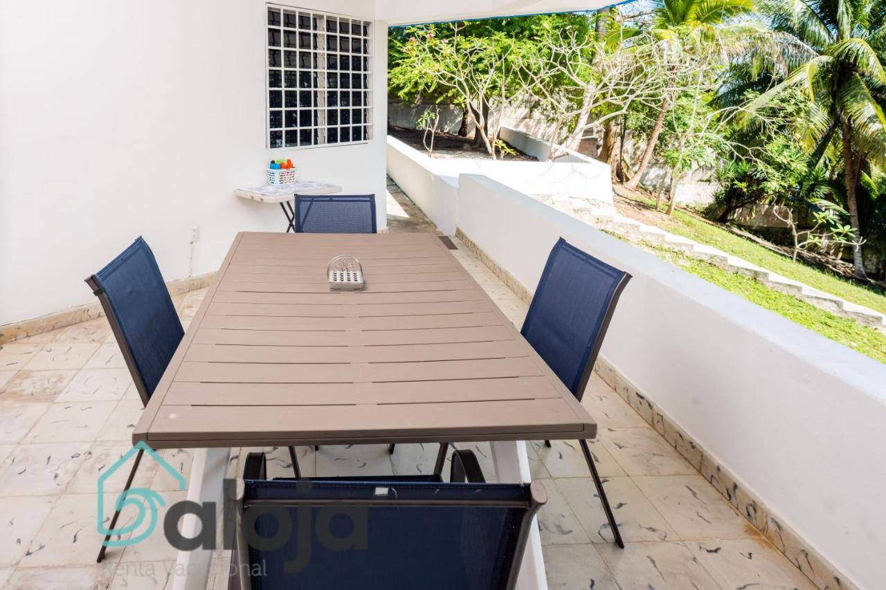 Villa Xtohil With Private Access To The Magic 7 Colors Lagoon Bacalar Eksteriør billede