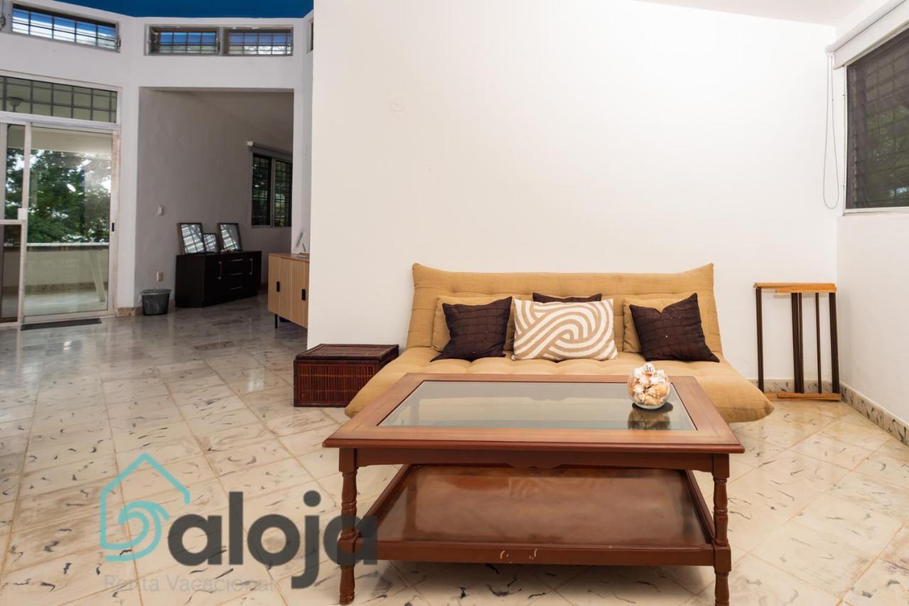 Villa Xtohil With Private Access To The Magic 7 Colors Lagoon Bacalar Eksteriør billede