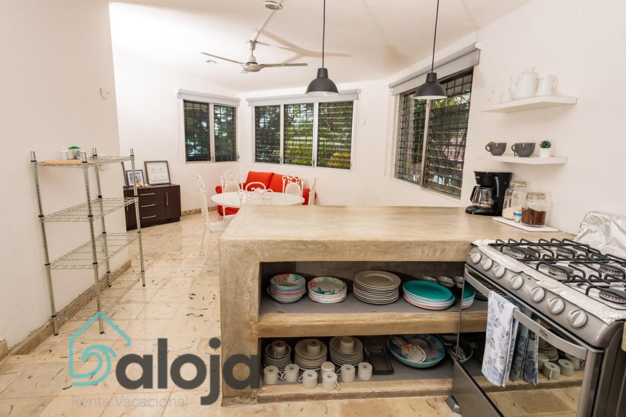 Villa Xtohil With Private Access To The Magic 7 Colors Lagoon Bacalar Eksteriør billede